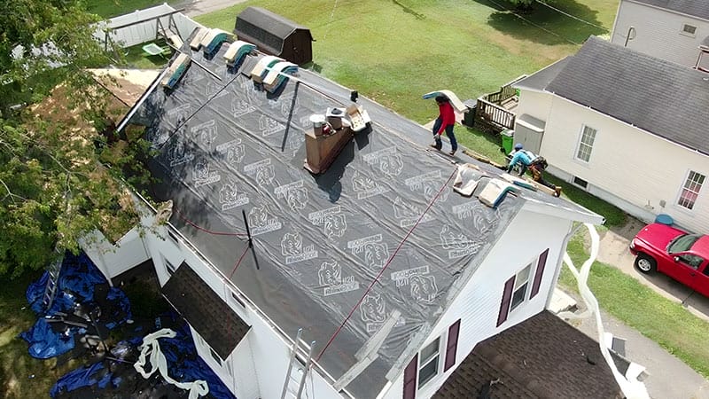expert roof replacement specialists Coshocton and Newark